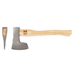 Geschmiedete Axt rumänischer Typ mit Holzstiel